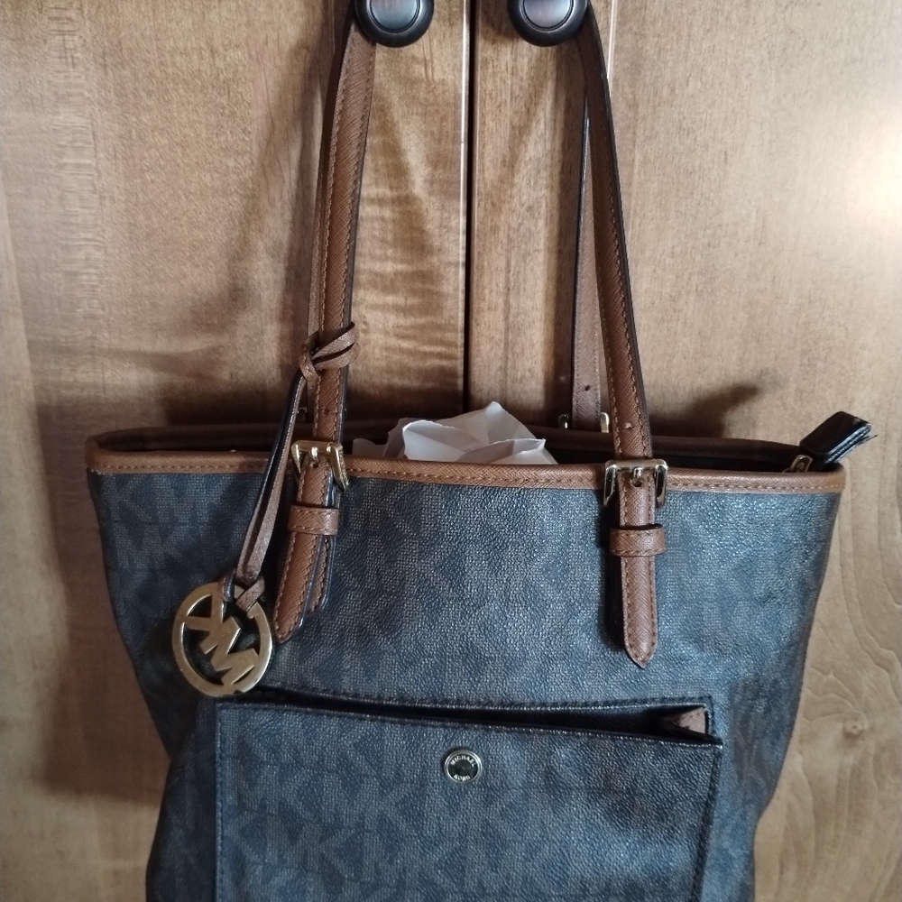 Michael kors**SOLD**
